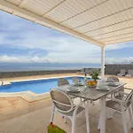 Casa Elena بلايا بلانكا