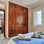 Casa Elena Villa