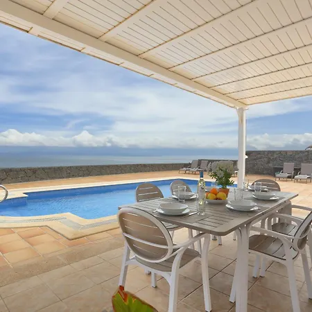 Casa Elena بلايا بلانكا